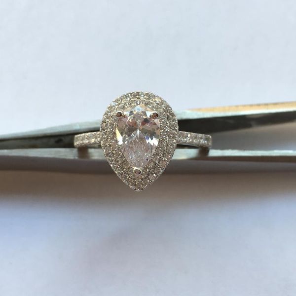 sterling silver ringdrop shapeinlaid zirconwater drop full diamond ring cluster rings, Golden;silver
sterling silver ringdrop shapeinlaid zirconwater drop full diamond ring cluster rings, Golden;silver