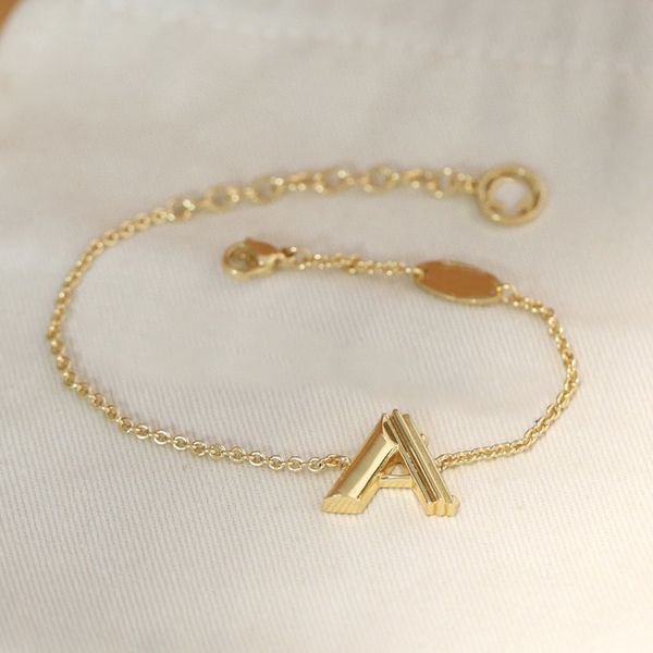 2021 super link chain 26 letters jewelry seiko high version new two-piece bracelet five-pointed star women s gold letter water brick bracele, Black
2021 super link chain 26 letters jewelry seiko high version new two-piece bracelet five-pointed star women s gold letter water brick bracele, Black