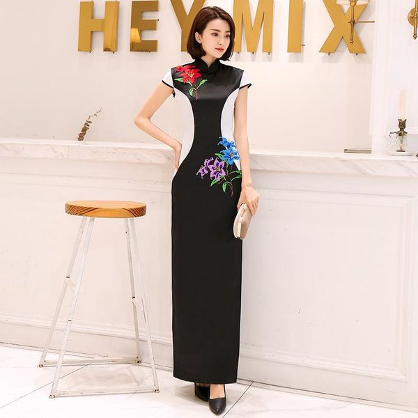 ethnic clothing satin cheongsam female plus size 3xl -5xl embroider qipao traditional chinese party prom dress gown vintage collar vestidos, Red
ethnic clothing satin cheongsam female plus size 3xl -5xl embroider qipao traditional chinese party prom dress gown vintage collar vestidos, Red