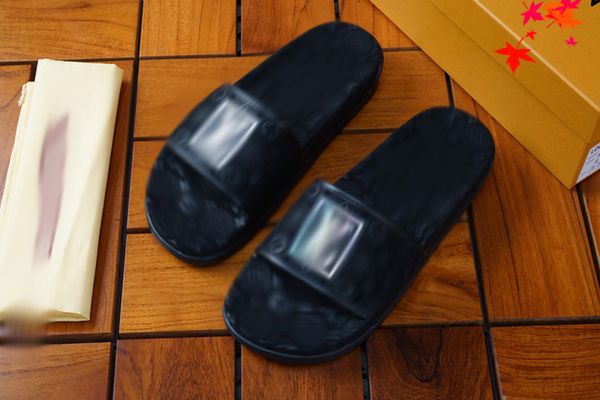 2021 slipper designer slide summer sandals fashion men beach indoor flat flip flops leather luxurys shoes mens slippers with box size 39-45, Black
2021 slipper designer slide summer sandals fashion men beach indoor flat flip flops leather luxurys shoes mens slippers with box size 39-45, Black
