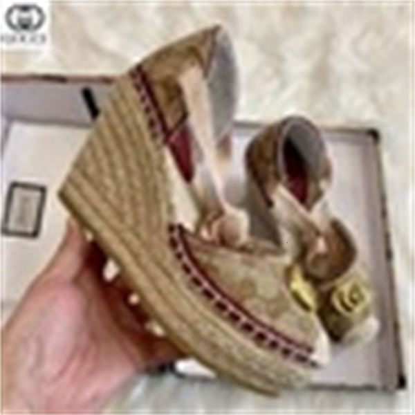 slippers women casual handmade walking tennis sandals designer mules slides thongs shoes luxury o2j1, Black;white
slippers women casual handmade walking tennis sandals designer mules slides thongs shoes luxury o2j1, Black;white