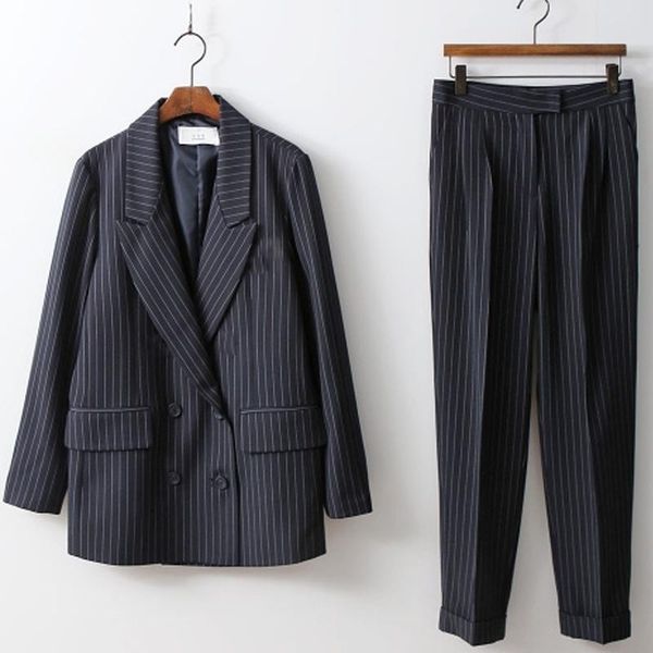 quality 2021 korean high women suit office lady striped two piece set formal double-breasted blazer +ol work pant suits women's & blaze, White;black
quality 2021 korean high women suit office lady striped two piece set formal double-breasted blazer +ol work pant suits women's & blaze, White;black