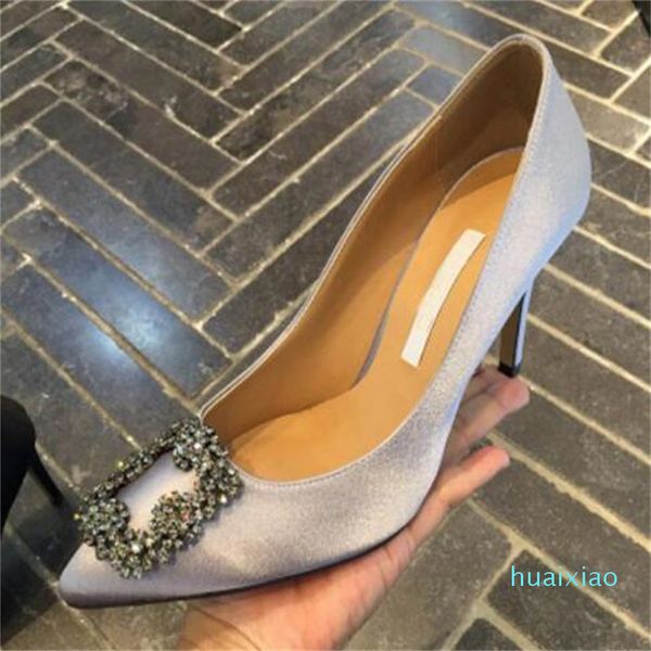 2021 women pumps high heel shoes with rhinestone fashion lady wedding shoes thin heel 6cm 8cm 10cm size 34-41 include box, Black
2021 women pumps high heel shoes with rhinestone fashion lady wedding shoes thin heel 6cm 8cm 10cm size 34-41 include box, Black
