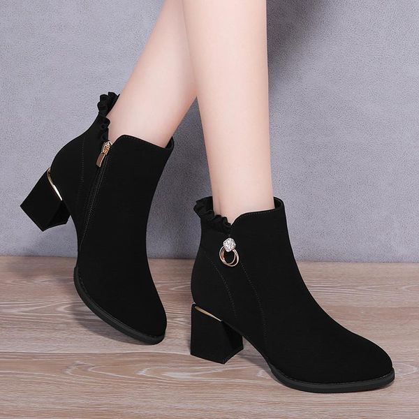 boots high-heeled short 2021 autumn winter thick-heeled plus velvet women's nubuck leather shoes ankle thick heel sexy, Black
boots high-heeled short 2021 autumn winter thick-heeled plus velvet women's nubuck leather shoes ankle thick heel sexy, Black