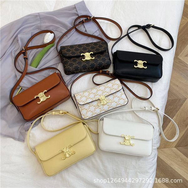 luxury design handbag triumphal arch armpit method stick 2021 new fashion lock bean curd single shoulder messenger bag small square bag
luxury design handbag triumphal arch armpit method stick 2021 new fashion lock bean curd single shoulder messenger bag small square bag