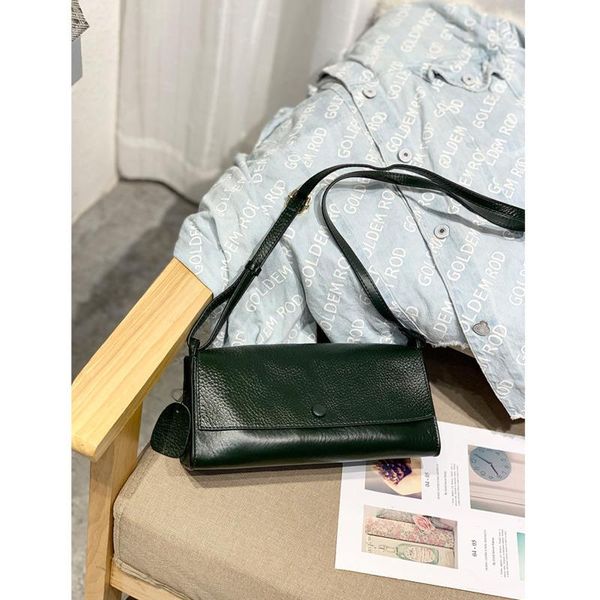 shoulder bags ladies 2021 color bag fashion women small female versatile simple genuine messenger leather handbag solid
shoulder bags ladies 2021 color bag fashion women small female versatile simple genuine messenger leather handbag solid