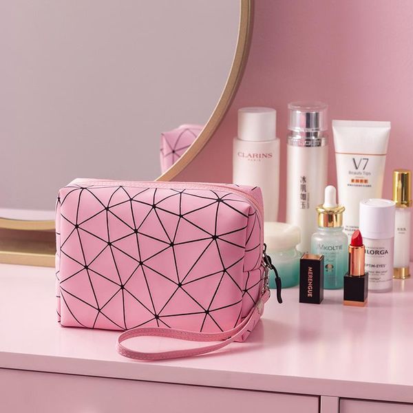 cosmetic bags & cases 2021 korean pu washing makeup bread to join hands with supplies large capacity travel storage bag
cosmetic bags & cases 2021 korean pu washing makeup bread to join hands with supplies large capacity travel storage bag