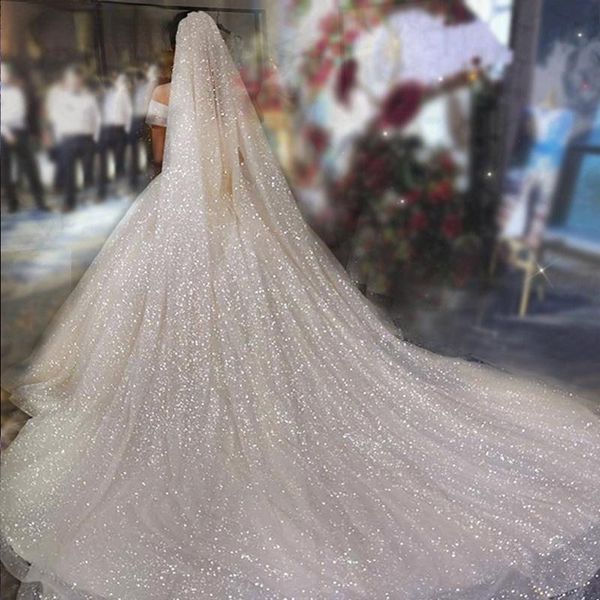 bridal veils luxury sparkle cathedral wedding long 3 meters shiny sparkling veil with comb bride accessories, Black
bridal veils luxury sparkle cathedral wedding long 3 meters shiny sparkling veil with comb bride accessories, Black