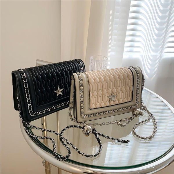 cross body fashion exquisite shopping bag retro casual women totes shoulder bags female leather solid color chain handbag for 2021
cross body fashion exquisite shopping bag retro casual women totes shoulder bags female leather solid color chain handbag for 2021