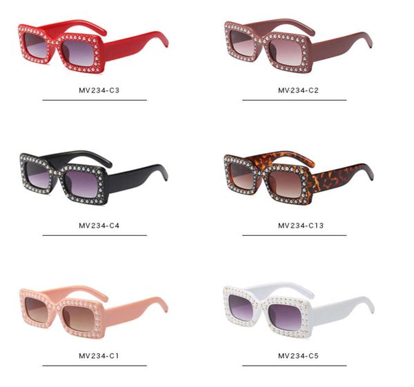 fashion vintage rectangle kids sunglasses with diamonds, Black
fashion vintage rectangle kids sunglasses with diamonds, Black