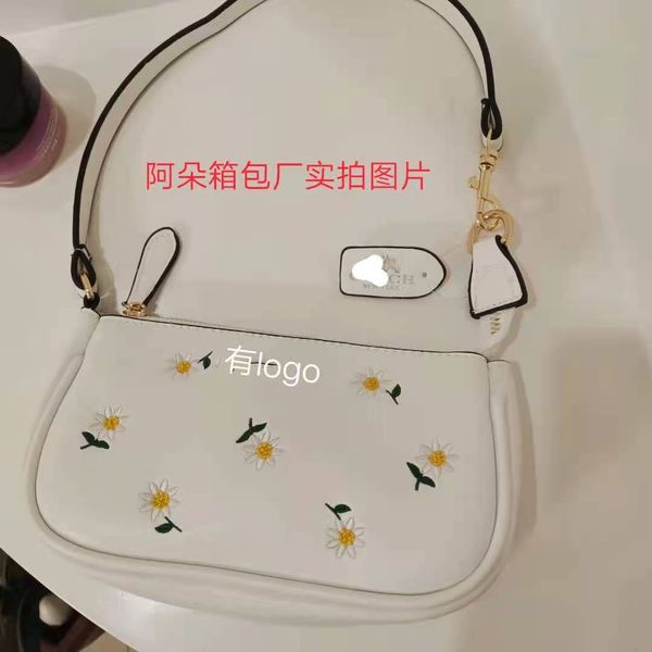 designer handbag 2021 summer new koujia little daisy women's embroidered armpit mahjong one shoulder hand bag
designer handbag 2021 summer new koujia little daisy women's embroidered armpit mahjong one shoulder hand bag