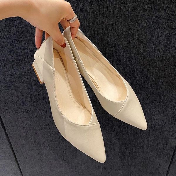 dress shoes women low heels elegance pointed toe genuine leather pumps 2021 spring est office lady work, Black
dress shoes women low heels elegance pointed toe genuine leather pumps 2021 spring est office lady work, Black