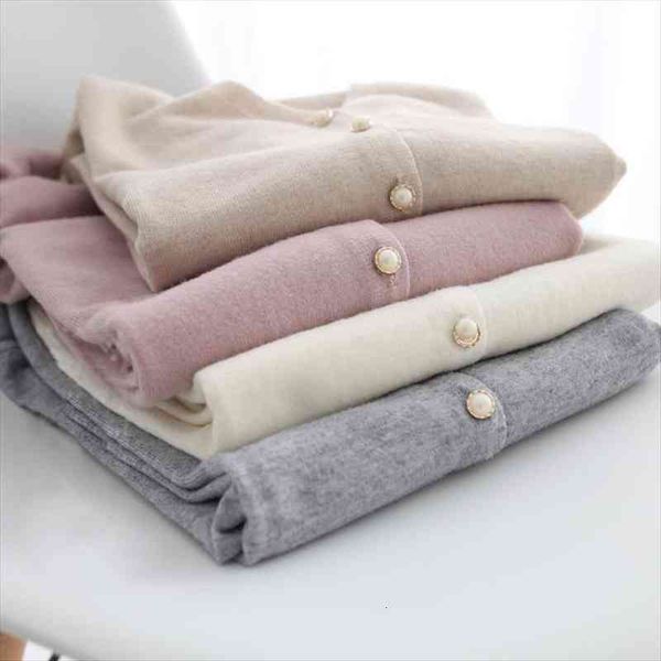 autumn spring women sweater knitted cardigan solid color v-neck korean slim full sleeve, White;black
autumn spring women sweater knitted cardigan solid color v-neck korean slim full sleeve, White;black