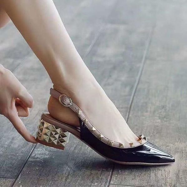sandals patent leather single shoe side empty spring 2021 thi heel pointed middle versatile, Black
sandals patent leather single shoe side empty spring 2021 thi heel pointed middle versatile, Black