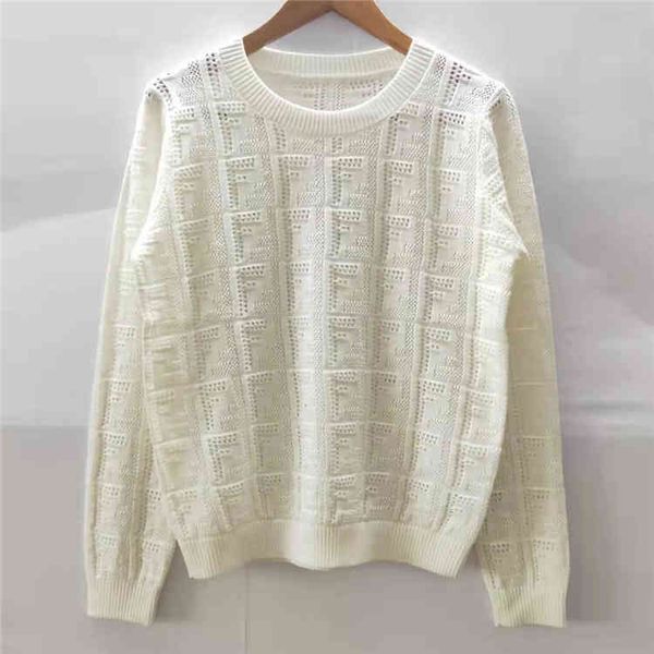 2022 factory wholesale new autumn winter jacquard letter hollow bottomed outer top, White;black
2022 factory wholesale new autumn winter jacquard letter hollow bottomed outer top, White;black