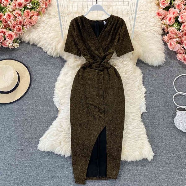 two piece dress 2021 new design gold glittering party women summer v-neck short sleeve high waist front split irregular midi, White
two piece dress 2021 new design gold glittering party women summer v-neck short sleeve high waist front split irregular midi, White