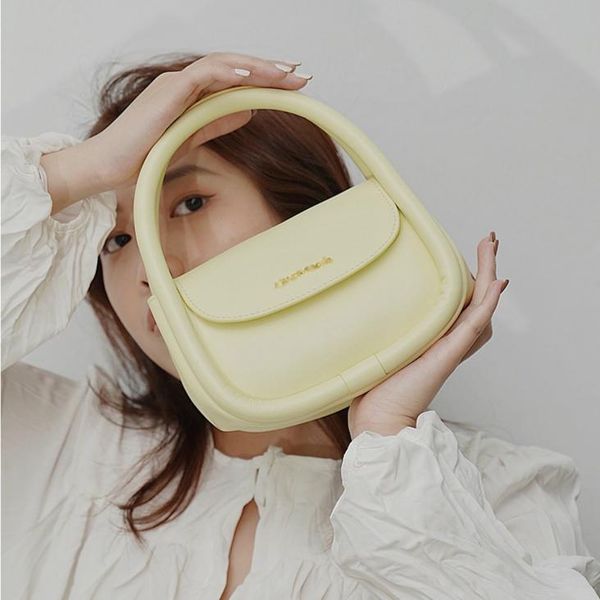 evening bags 2021 woman soft european bag small hand ins explosive candy color crossbody shoulder wild totes female portable purse
evening bags 2021 woman soft european bag small hand ins explosive candy color crossbody shoulder wild totes female portable purse