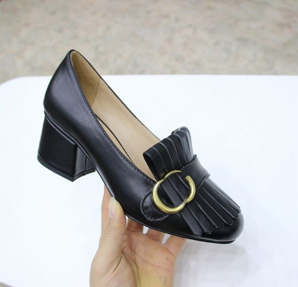 luxury designer ggc dress shoes mid-high heels classic letters leather chain shoes girls party wedding festival guucci a3, Black
luxury designer ggc dress shoes mid-high heels classic letters leather chain shoes girls party wedding festival guucci a3, Black
