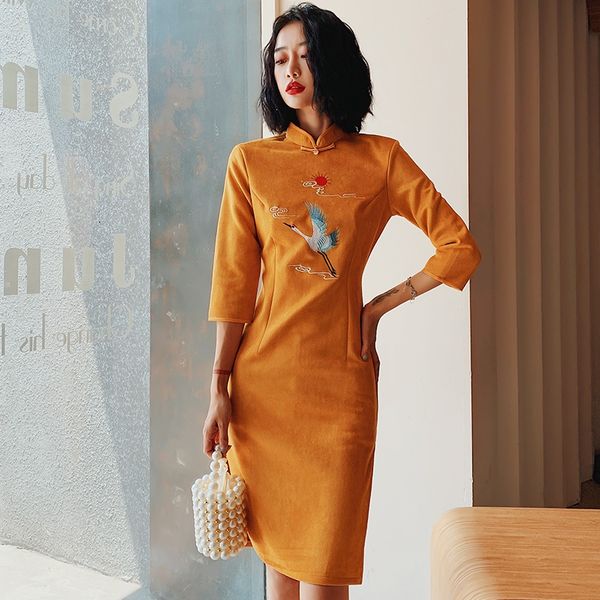 spring modern cheongsam women 3/4 sleeve yellow chinese dress qipao vintage embroidery elegant chinese dresses asian dress 11633, Red
spring modern cheongsam women 3/4 sleeve yellow chinese dress qipao vintage embroidery elegant chinese dresses asian dress 11633, Red
