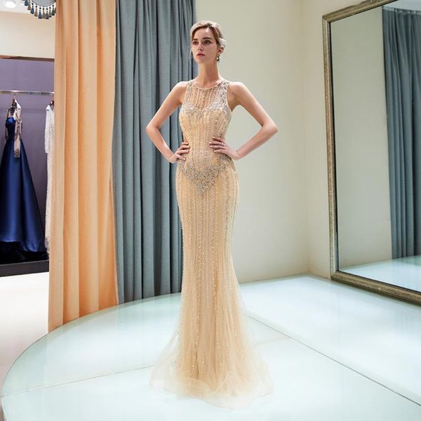 party dresses 2021 elegant glod mermaid evening dress with luxury beading crystal tulle backless gown fistal style women, White;black
party dresses 2021 elegant glod mermaid evening dress with luxury beading crystal tulle backless gown fistal style women, White;black