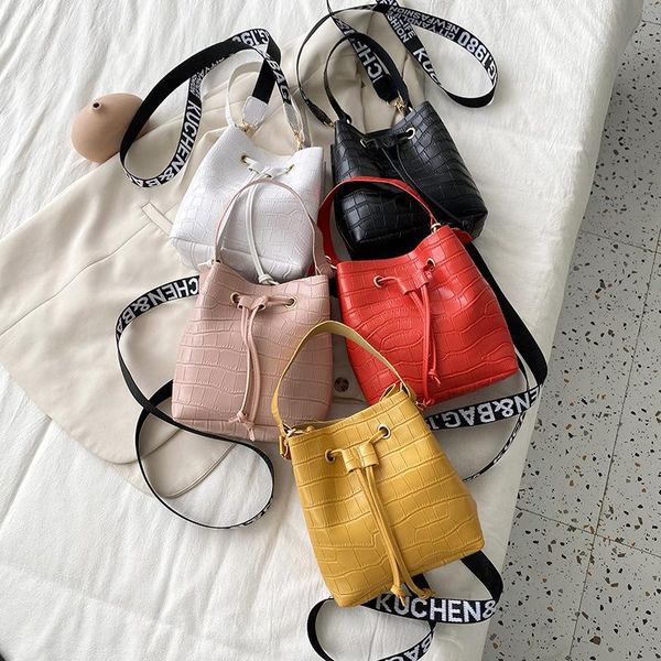 evening bags women pu leather bucket bag fashion shoulder crossbody tote purse large vintage handbag 2021
evening bags women pu leather bucket bag fashion shoulder crossbody tote purse large vintage handbag 2021
