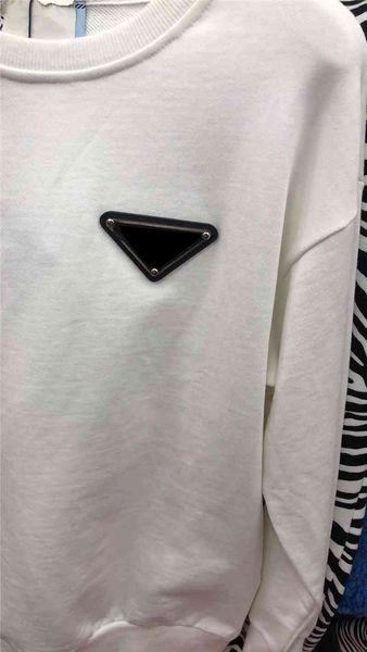 women hoodie sweatshirts with e letters long sleeves lady tees with zippers back adjust fashion style hoodies 2023, Black
women hoodie sweatshirts with e letters long sleeves lady tees with zippers back adjust fashion style hoodies 2023, Black