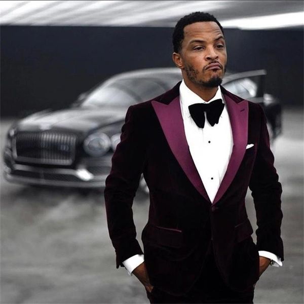 men's suits & blazers 2021 high-quality velvet suit fitted wedding groom tuxedo with pointed lapels are fitting prom 2 sets (jacket + p, White;black
men's suits & blazers 2021 high-quality velvet suit fitted wedding groom tuxedo with pointed lapels are fitting prom 2 sets (jacket + p, White;black