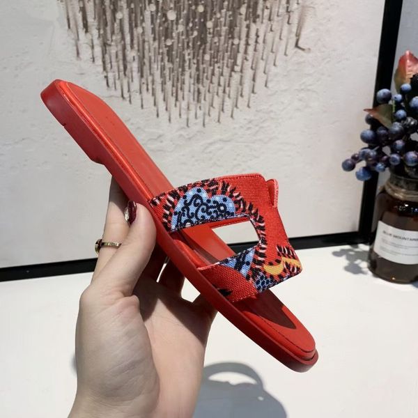 2021 sell well fashion leather shoes orange classic sandals ladies summer flat slipper woman flip flops for kl 01, Black
2021 sell well fashion leather shoes orange classic sandals ladies summer flat slipper woman flip flops for kl 01, Black