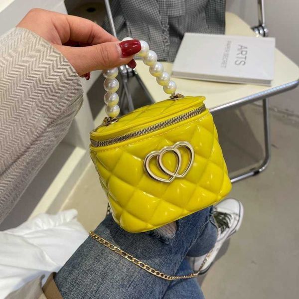 summer lovely lacquer pearl portable exotic mini bag girl single shoulder messenger chain bag girl
summer lovely lacquer pearl portable exotic mini bag girl single shoulder messenger chain bag girl