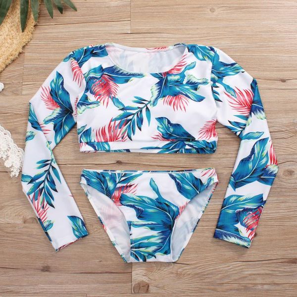 one-piece suits brazilian women swimsuit rash guard two pieces bathing swimming long sleeve female swimwear print surfing swim wear
one-piece suits brazilian women swimsuit rash guard two pieces bathing swimming long sleeve female swimwear print surfing swim wear