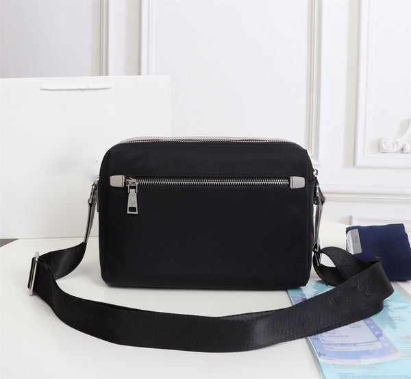 wholesae round bread handbags woman shoulder crossbody bags classic pochette embossed letter purse evening clutch ladies clutchs handbag sho
wholesae round bread handbags woman shoulder crossbody bags classic pochette embossed letter purse evening clutch ladies clutchs handbag sho