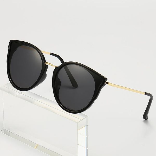 sunglasses 2021 women polarized lenses glasses oversized shade girls cat eye mirror vintage gafas, White;black
sunglasses 2021 women polarized lenses glasses oversized shade girls cat eye mirror vintage gafas, White;black
