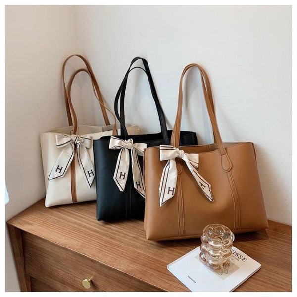 shoulder bags oimg women's fashion bowknot silk scarf picture handbags 2021 simple large capacity solid color handbag totes
shoulder bags oimg women's fashion bowknot silk scarf picture handbags 2021 simple large capacity solid color handbag totes