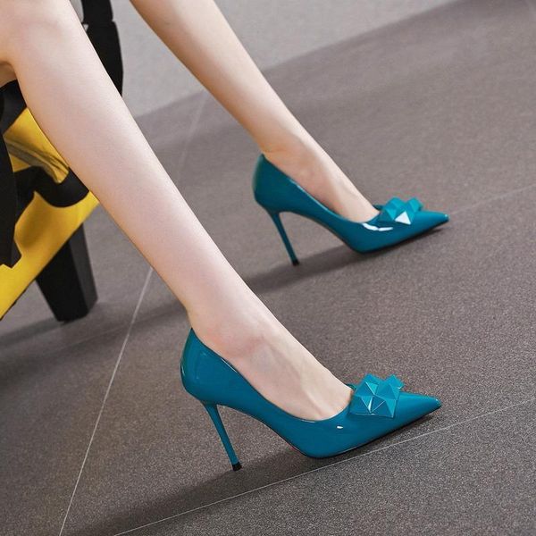 sandals fashion golden high heels women 2021 9.5cm heel horseshoe buckle ladies zapatillas mujer, Black
sandals fashion golden high heels women 2021 9.5cm heel horseshoe buckle ladies zapatillas mujer, Black