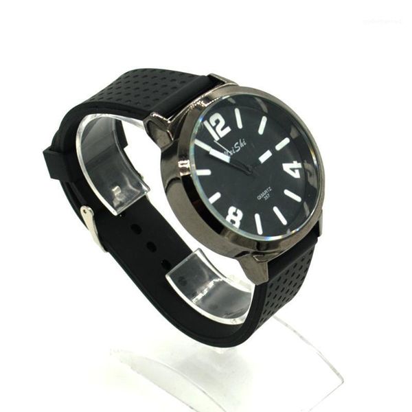 colorful 3 number wrist watch men luxury uniseclock quartz casual couple wristwatch quartz-watch wristwatches, Slivery;brown
colorful 3 number wrist watch men luxury uniseclock quartz casual couple wristwatch quartz-watch wristwatches, Slivery;brown