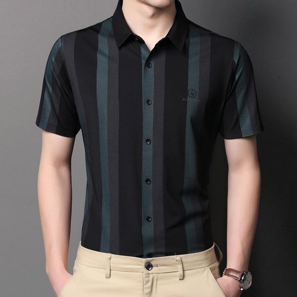 men's casual shirts 2021 summer short sleeve shirt ice silk seamless thin loose young and middle-aged half top, White;black
men's casual shirts 2021 summer short sleeve shirt ice silk seamless thin loose young and middle-aged half top, White;black