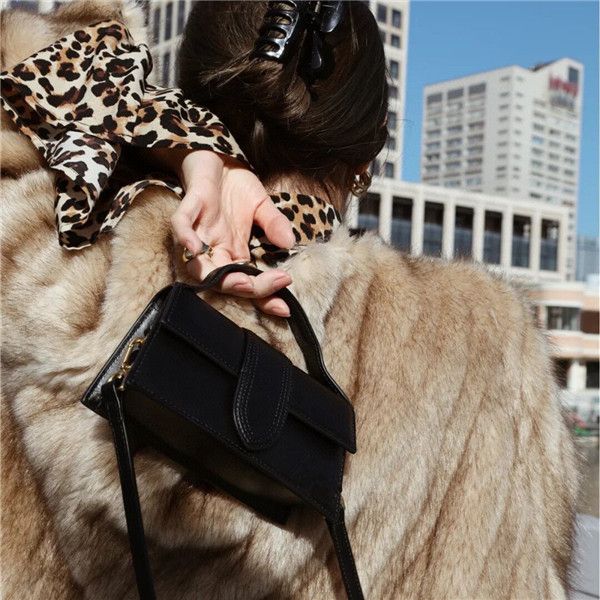 women's fashion bag plain leather handbag leather wallet flip letter messenger bag
women's fashion bag plain leather handbag leather wallet flip letter messenger bag
