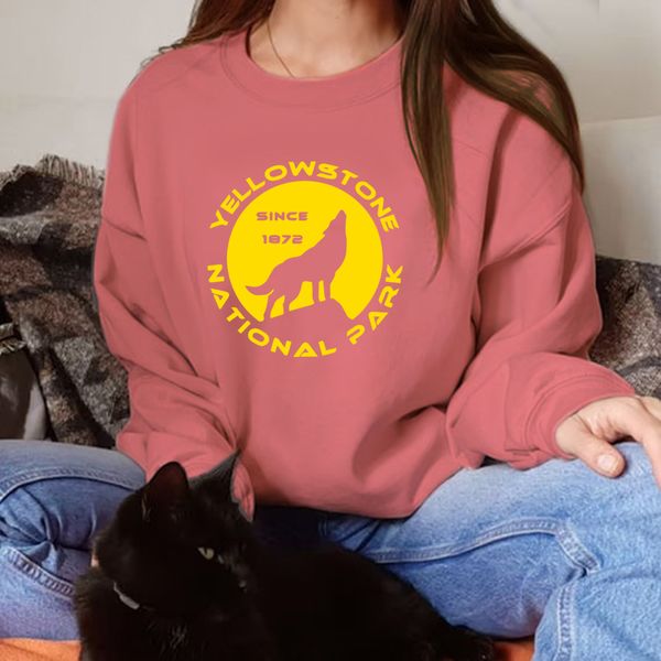 wolf roaring silhouette letter printing casual round neck sweater 2021 autumn women's wear, Black
wolf roaring silhouette letter printing casual round neck sweater 2021 autumn women's wear, Black