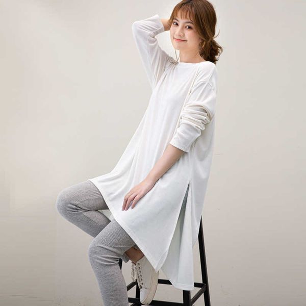 winter autumn and korean round neck long sleeve bottoming shirt simple solid color t-shirt women's loose split medium length large, White
winter autumn and korean round neck long sleeve bottoming shirt simple solid color t-shirt women's loose split medium length large, White