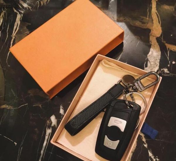 l letter metal keychain personality fashion men and women couple keychain car pendant luggage accessories with box, Black
l letter metal keychain personality fashion men and women couple keychain car pendant luggage accessories with box, Black