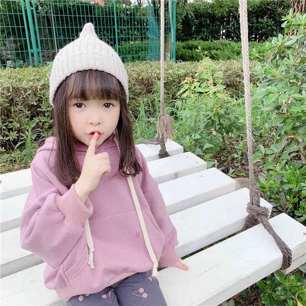 autumn girls solid color loose long sleeve hoodies boys cotton big pocket sweatshirts 1-6y 210508, Black
autumn girls solid color loose long sleeve hoodies boys cotton big pocket sweatshirts 1-6y 210508, Black