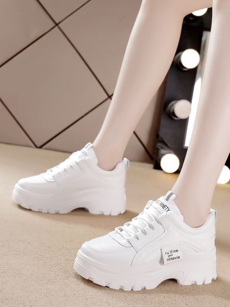 fashion ladies old daddy shoes women casual breathable thick bottom heightening sports running female outdoor jogging walking
fashion ladies old daddy shoes women casual breathable thick bottom heightening sports running female outdoor jogging walking
