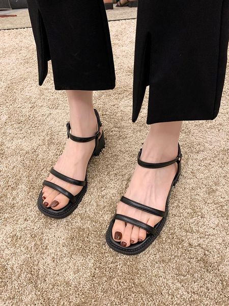 retro word buckle sandals female summer 2021 simple fashion wild round head thick heel roman shoes, Black
retro word buckle sandals female summer 2021 simple fashion wild round head thick heel roman shoes, Black
