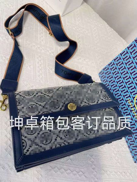 luxury handbags 2021 new jacquard canvas good single shoulder oblique cross trend women's bag simple temperament two-color optional qua
luxury handbags 2021 new jacquard canvas good single shoulder oblique cross trend women's bag simple temperament two-color optional qua