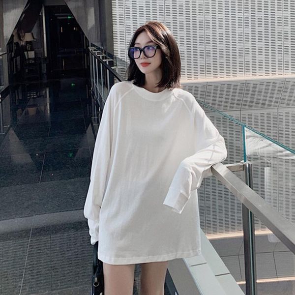 women's t-shirt spring 2021 style with long sleeve white medium length cotton loose bottomed shirt
women's t-shirt spring 2021 style with long sleeve white medium length cotton loose bottomed shirt