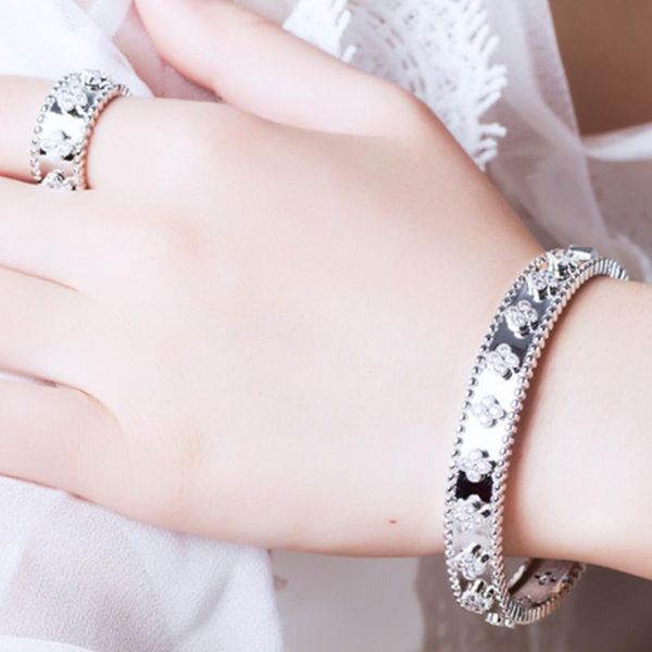 earrings & necklace women's gold color copper wedding bangle and ring jewelry sets fine zirconia bracelet angel gift, Silver
earrings & necklace women's gold color copper wedding bangle and ring jewelry sets fine zirconia bracelet angel gift, Silver