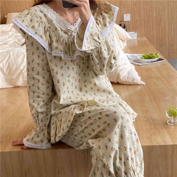 sleepwear nightwear v-neck sweet floral printing two pieces home wear autumn soft pullover chic fashion women pajamas sets, Black;red
sleepwear nightwear v-neck sweet floral printing two pieces home wear autumn soft pullover chic fashion women pajamas sets, Black;red
