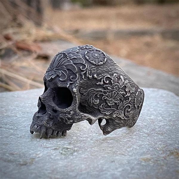 unique black mens flower skull ring 316l stainless steel heavy rings for men male bijoux punk biker fashion party jewelry cluster, Golden;silver
unique black mens flower skull ring 316l stainless steel heavy rings for men male bijoux punk biker fashion party jewelry cluster, Golden;silver