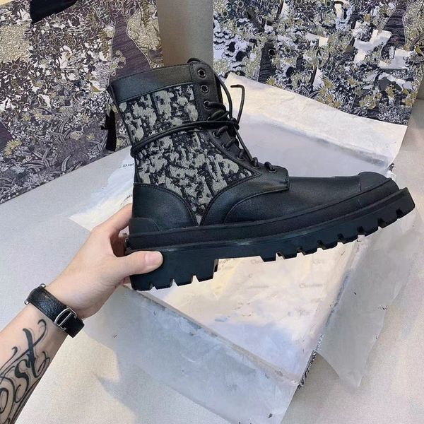 winter ankle heel 3cm boots boot women cowskin stitching technology fabrics prevent slippery wear resisting tpu sole keep warm designers sho, Black
winter ankle heel 3cm boots boot women cowskin stitching technology fabrics prevent slippery wear resisting tpu sole keep warm designers sho, Black