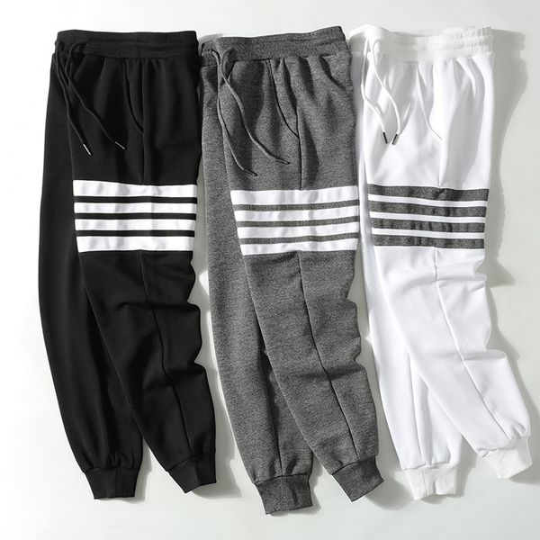 design clothing 2021 spring and autumn new waffle casual four bar stripe sports pant men's pants, Black
design clothing 2021 spring and autumn new waffle casual four bar stripe sports pant men's pants, Black